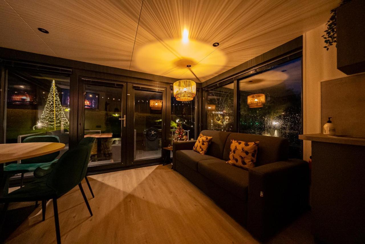 Houseboats Mookerplas Met Dakterras Middelaar Dış mekan fotoğraf
