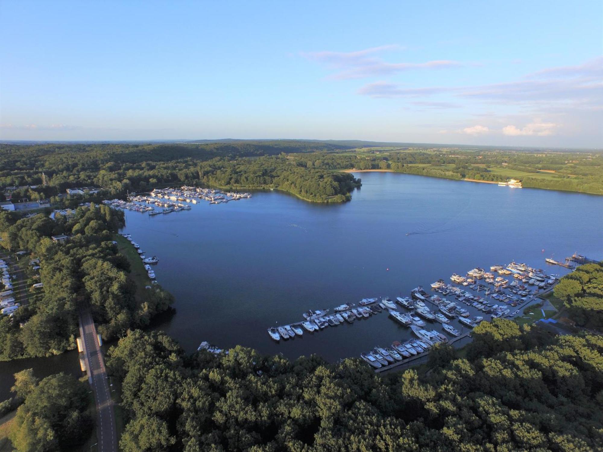 Houseboats Mookerplas Met Dakterras Middelaar Dış mekan fotoğraf
